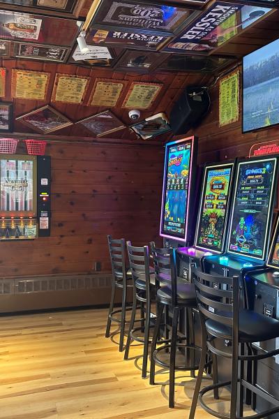 Bar Inside3